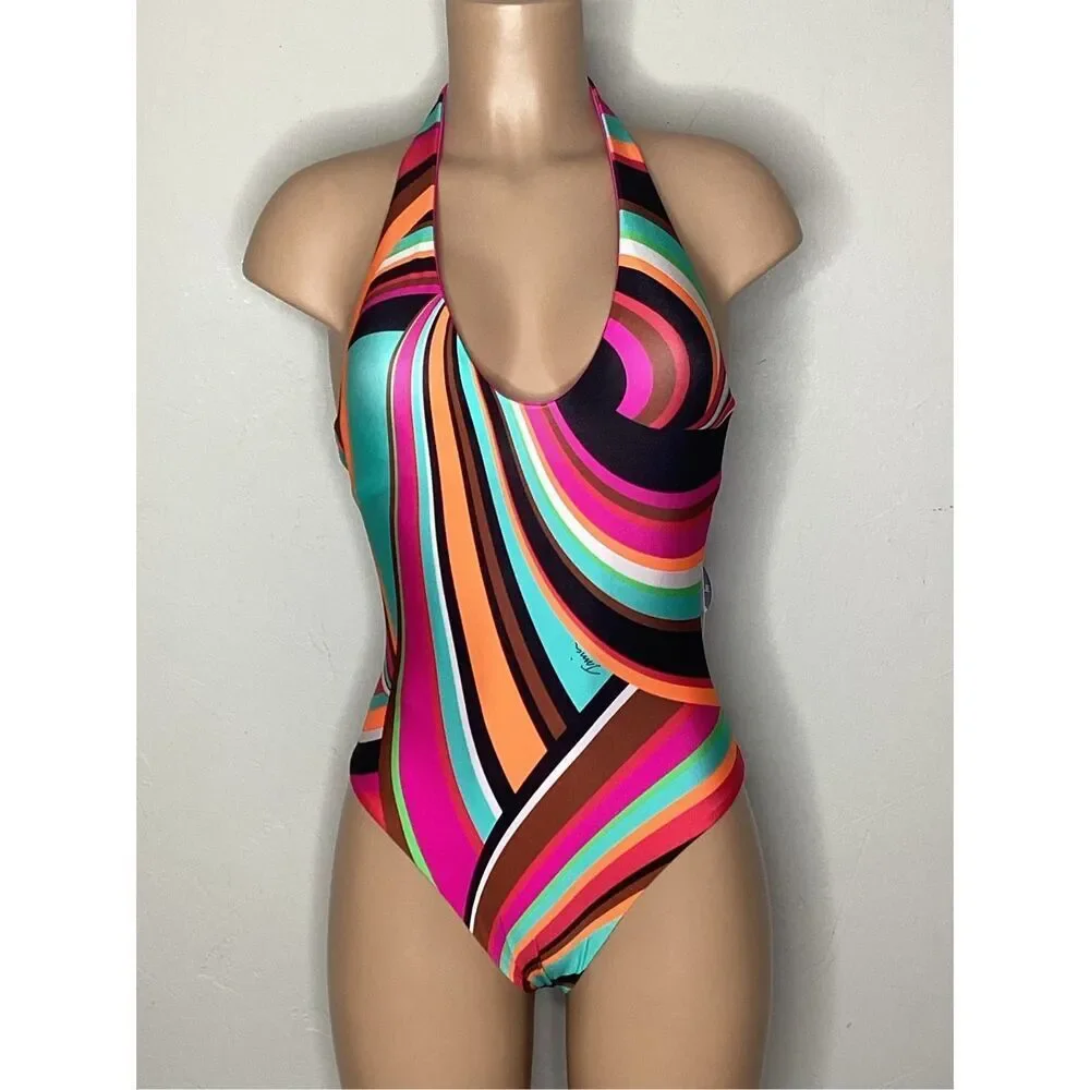 New. Trina Turk plunge reversible swimsuit. 8. Retails $172